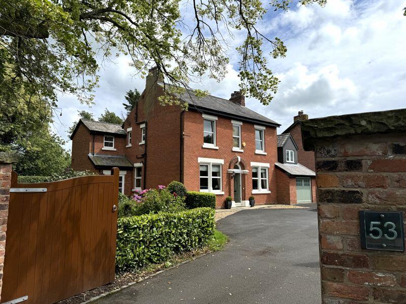 5 bedroom detached house for sale in School Lane, Longton, Preston, PR4