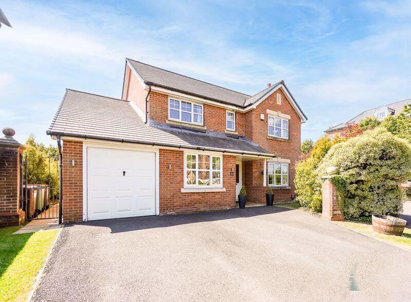 Main image of property: Greenside, Cottam, Preston
