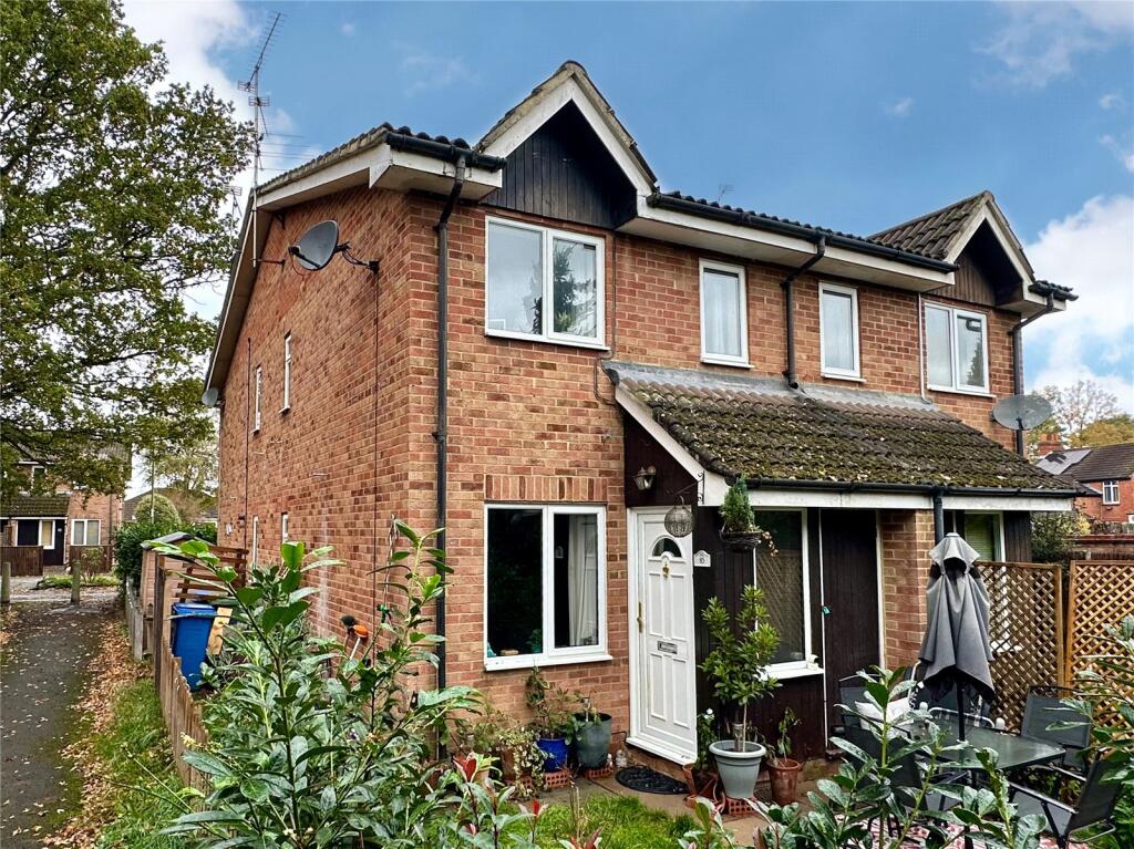 Main image of property: Chiltern Avenue, Farnborough, Hampshire, GU14