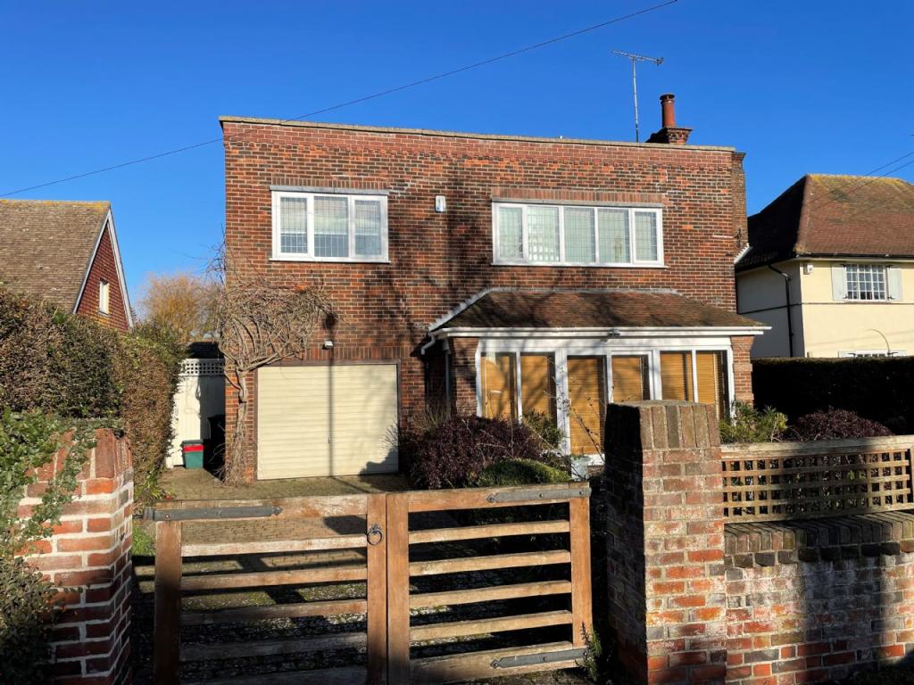 Additional property image - ETON ROAD, FRINTON-ON-SEA