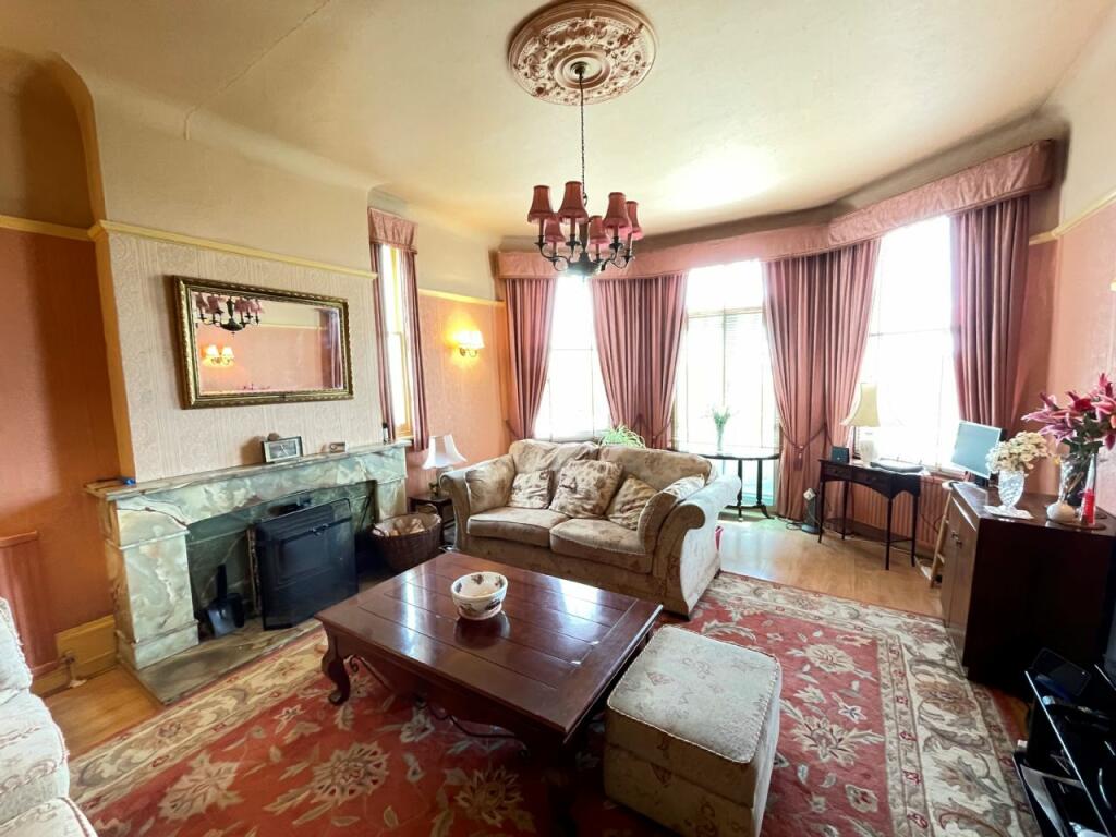 Additional property image - ESPLANADE, FRINTON-ON-SEA