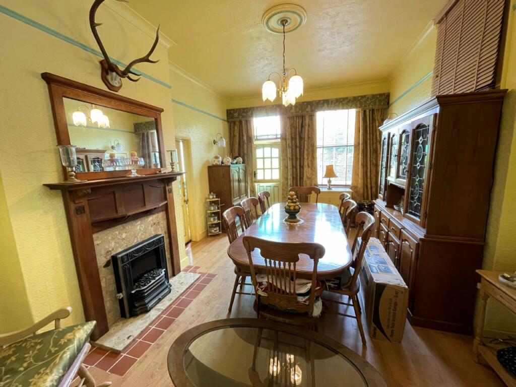Additional property image - ESPLANADE, FRINTON-ON-SEA