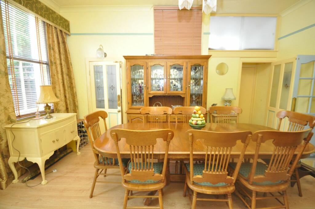 Additional property image - ESPLANADE, FRINTON-ON-SEA