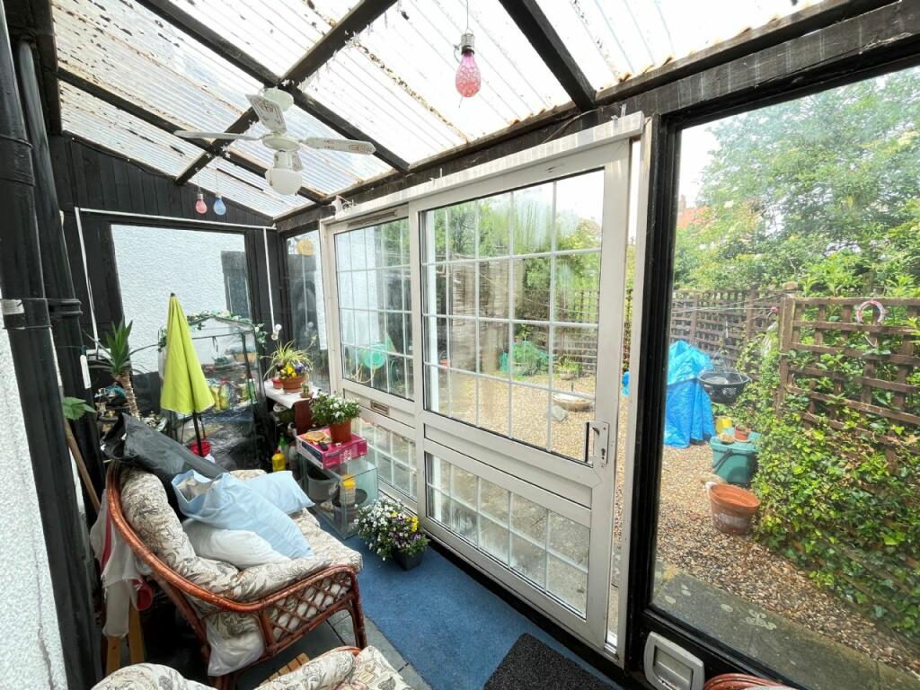 Additional property image - ESPLANADE, FRINTON-ON-SEA