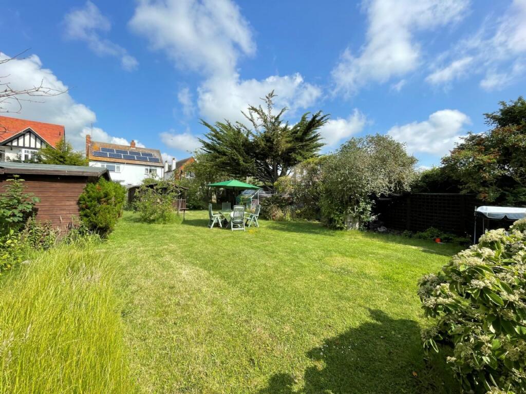 Additional property image - ESPLANADE, FRINTON-ON-SEA