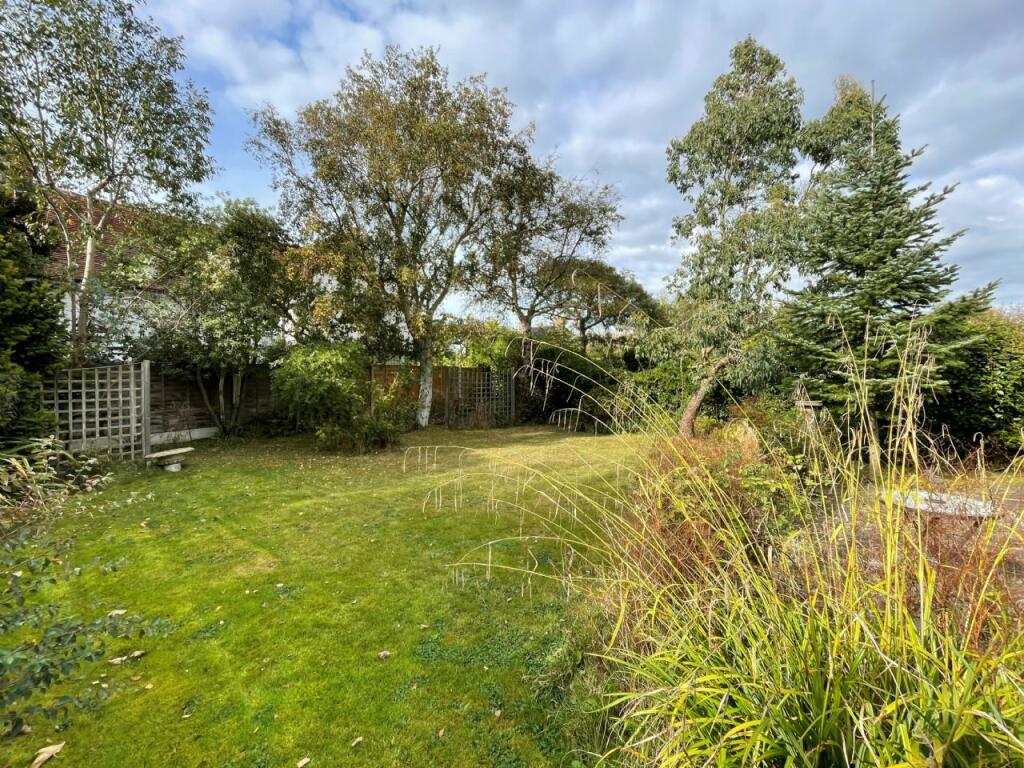 Additional property image - FOURTH AVENUE, FRINTON-ON-SEA