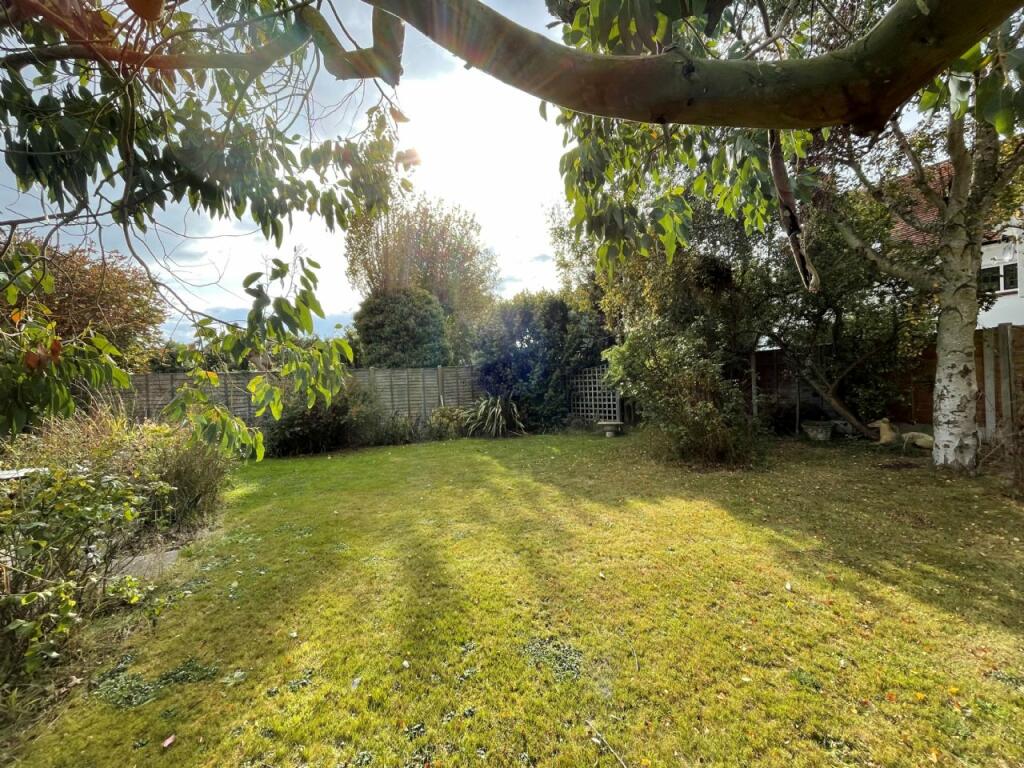 Additional property image - FOURTH AVENUE, FRINTON-ON-SEA