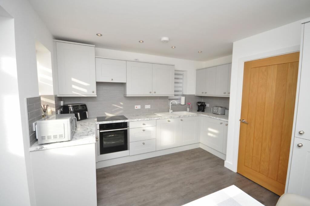 Additional property image - KIRBY ROAD, WALTON-ON-THE-NAZE