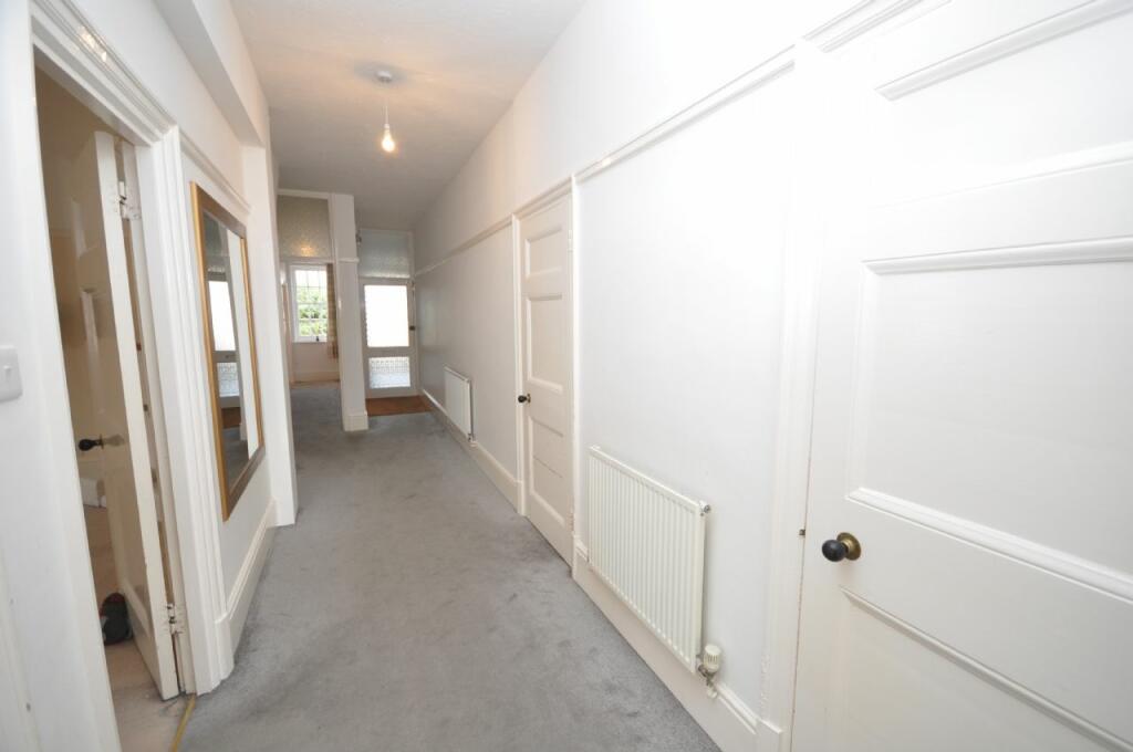 Additional property image - CONNAUGHT AVENUE, FRINTON-ON-SEA