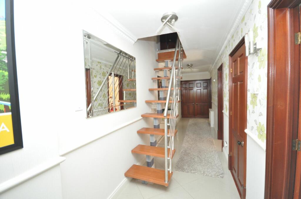 Additional property image - NEW THORPE AVENUE, THORPE-LE-SOKEN