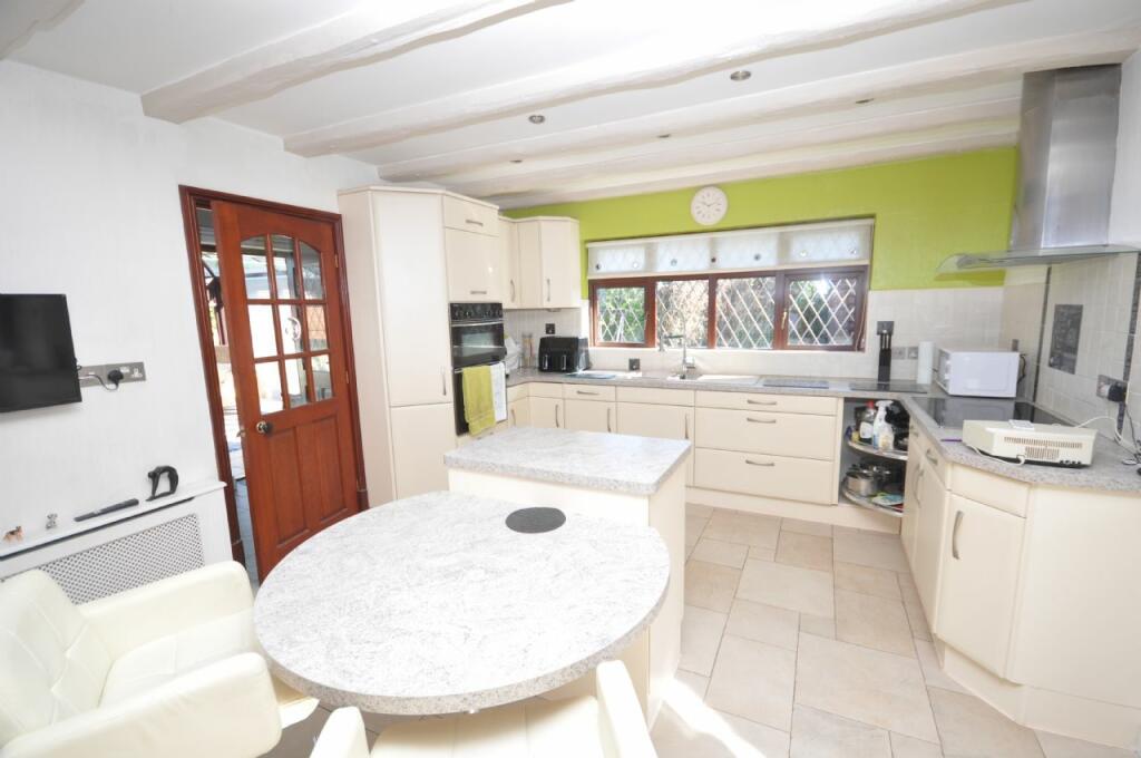 Additional property image - NEW THORPE AVENUE, THORPE-LE-SOKEN