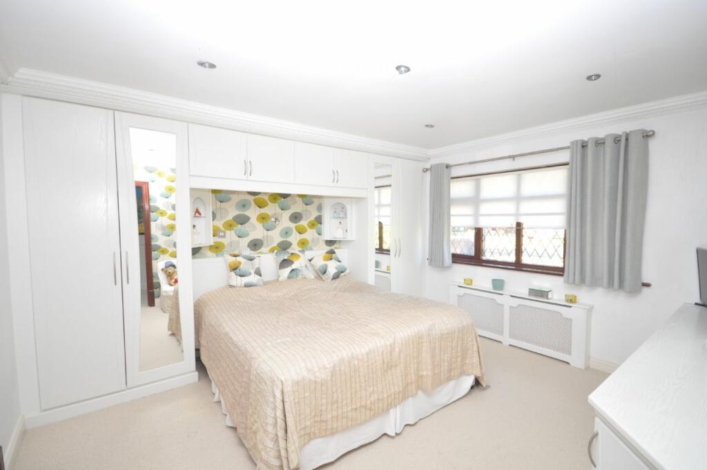 Additional property image - NEW THORPE AVENUE, THORPE-LE-SOKEN
