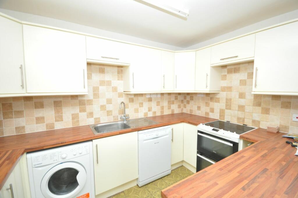 Additional property image - THE CRESCENT, FRINTON-ON-SEA