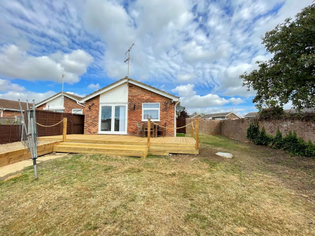 Additional property image - GREAT HARRODS, WALTON-ON-THE-NAZE
