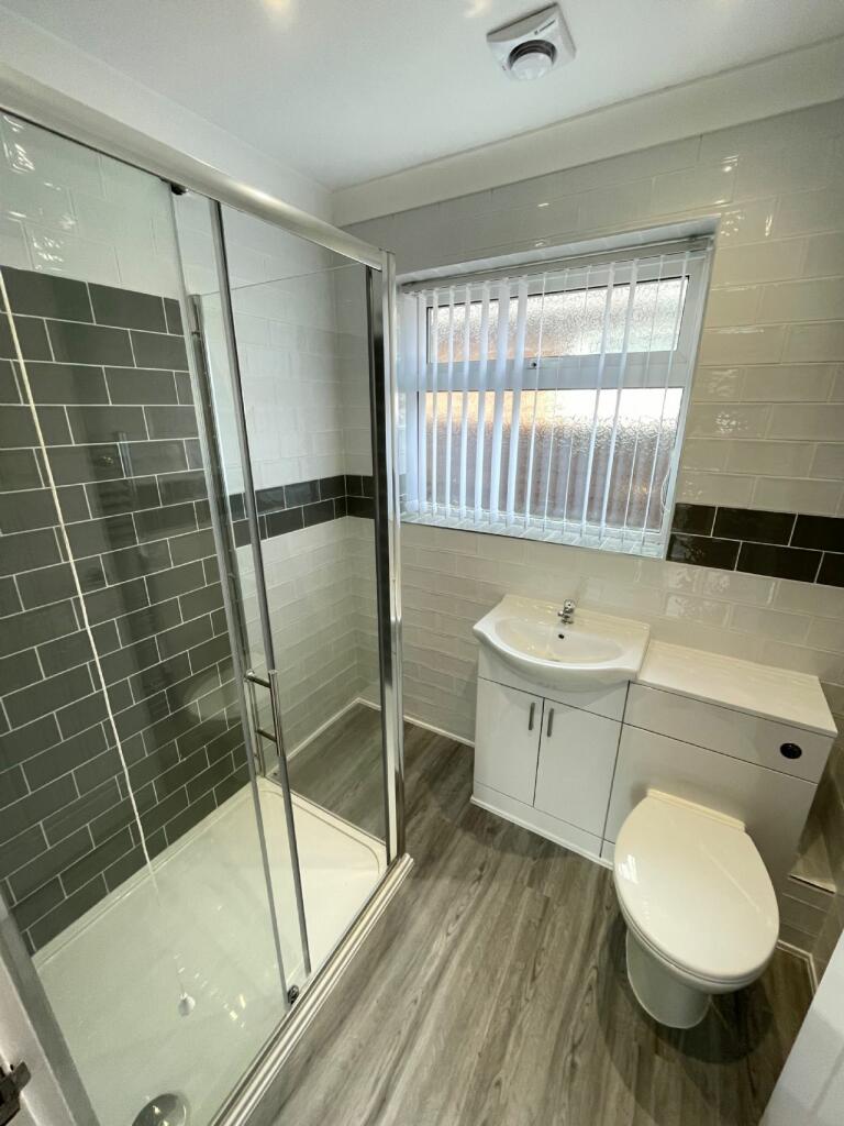 Additional property image - GREAT HARRODS, WALTON-ON-THE-NAZE
