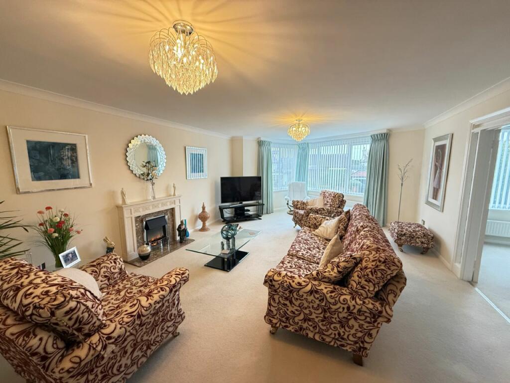 Additional property image - THE CRESCENT, FRINTON-ON-SEA