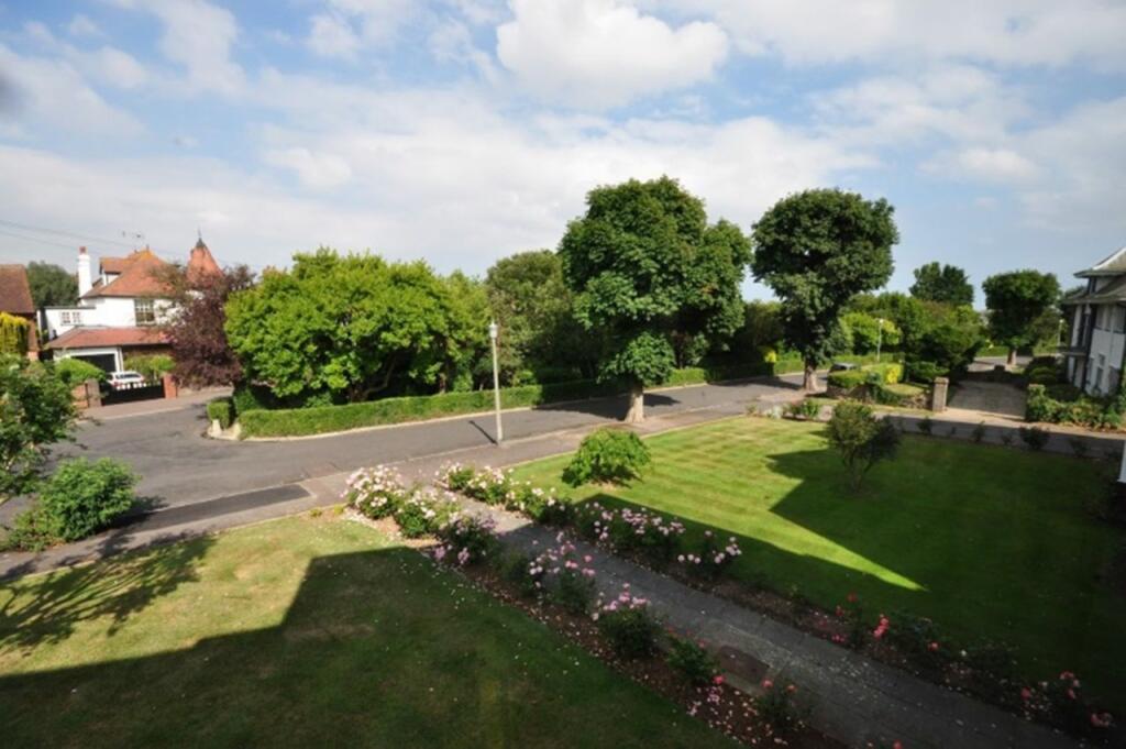 Additional property image - THE CRESCENT, FRINTON-ON-SEA