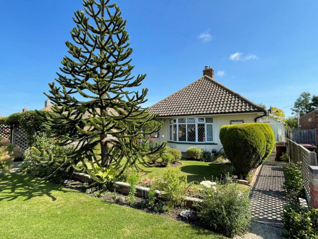 Main image of property: WARLEY WAY,FRINTON-ON-SEA