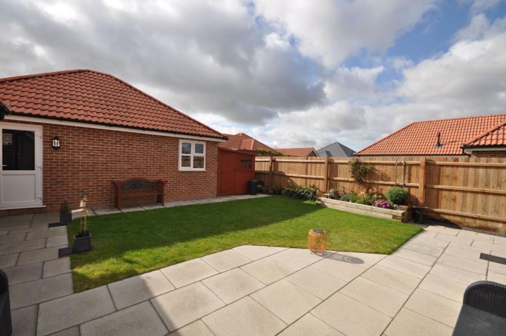3 bedroom detached bungalow for sale in Orchard Gardens, Kirby Cross, CO13