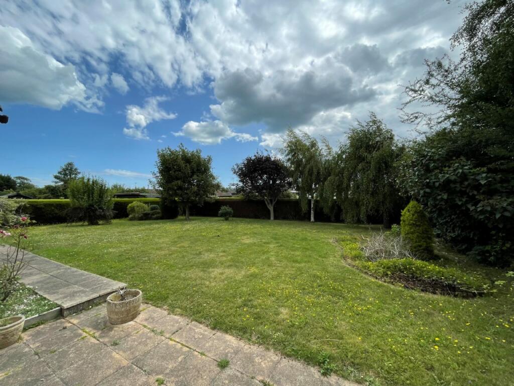Additional property image - WALTON ROAD, KIRBY-LE-SOKEN