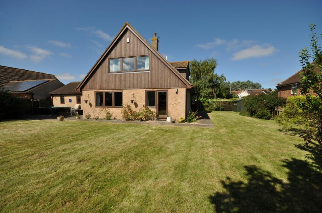 Additional property image - WALTON ROAD, KIRBY-LE-SOKEN