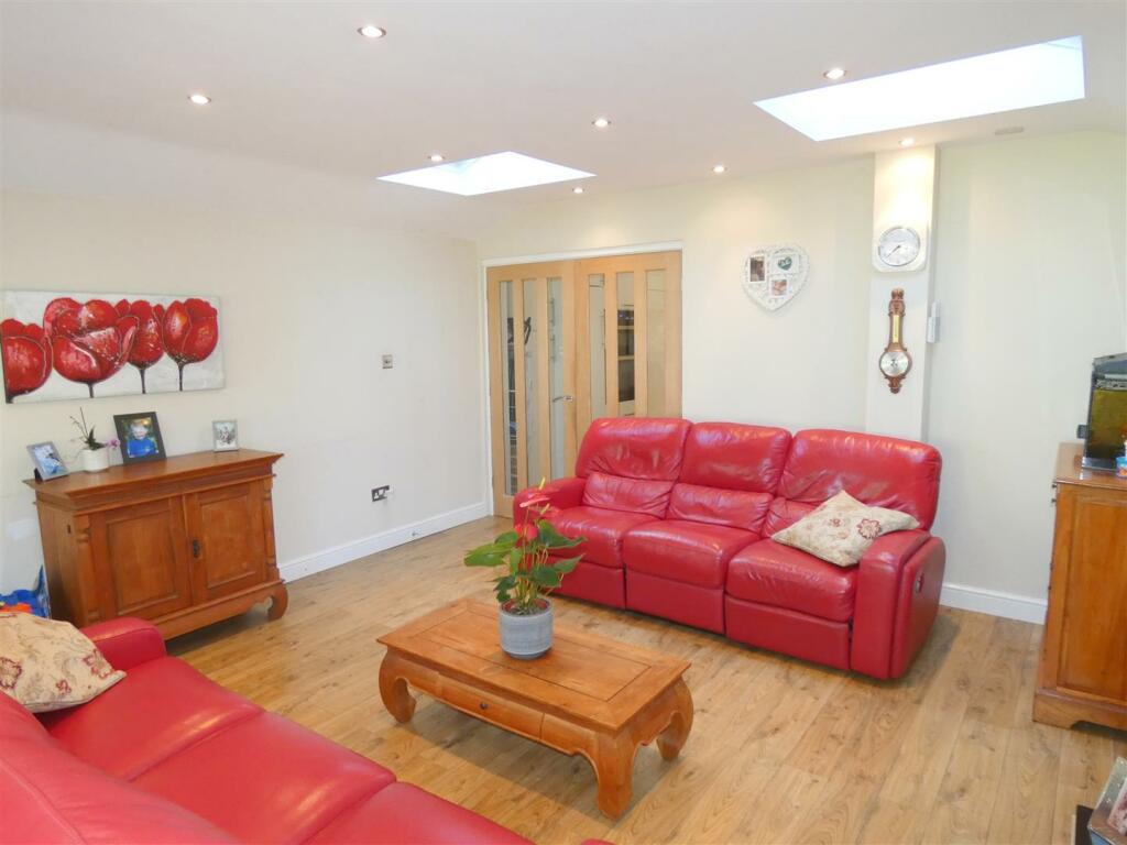 Additional property image - Woodnoth Drive, Shavington, Crewe
