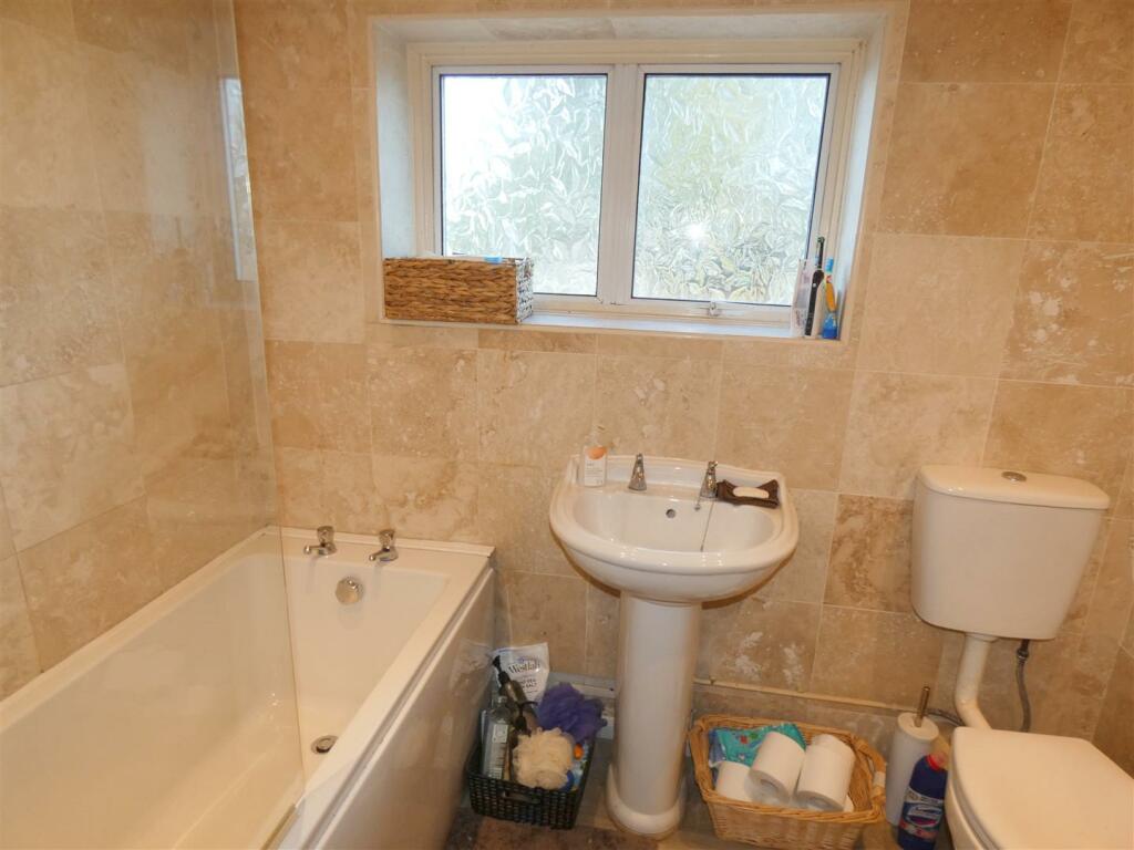 Additional property image - Woodnoth Drive, Shavington, Crewe