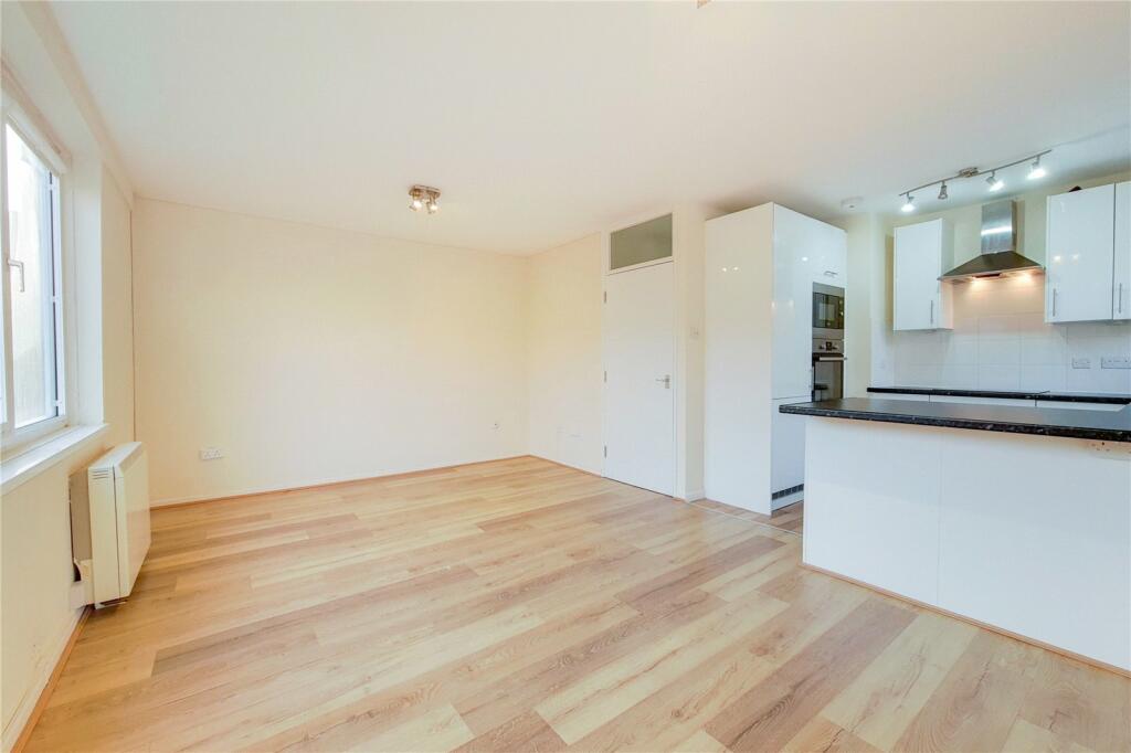 2 bedroom apartment for rent in Cressy Court, London, W6