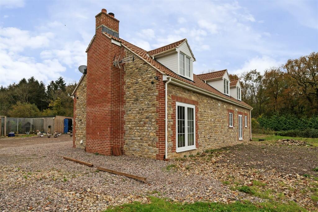 Additional property image - Gare Hill, Trudoxhill