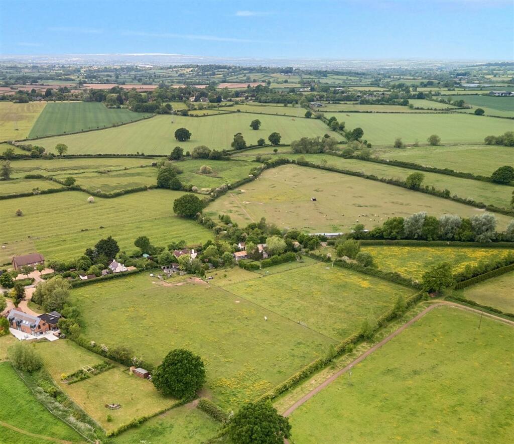 Main image of property: Five Lanes, Potterne