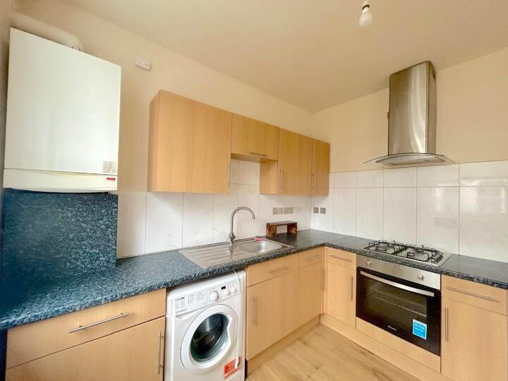 Main image of property: High Street, London, SE25