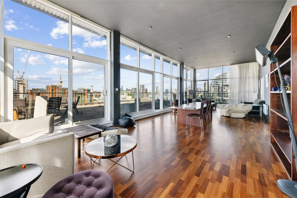 Main image of property: Smugglers Way, London, SW18