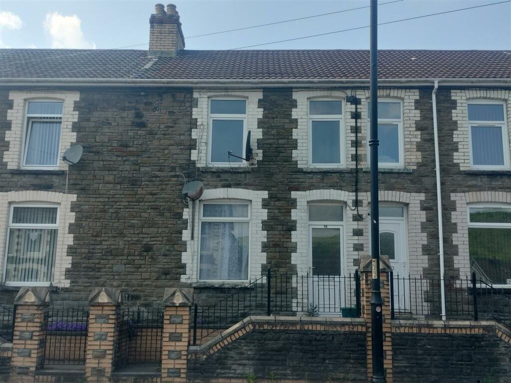 3 bedroom terraced house for sale in DeWinton Terrace, Llanbradach