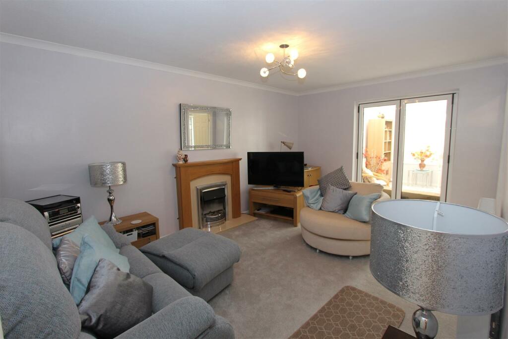 Additional property image - Maes Y Siglen, Caerphilly