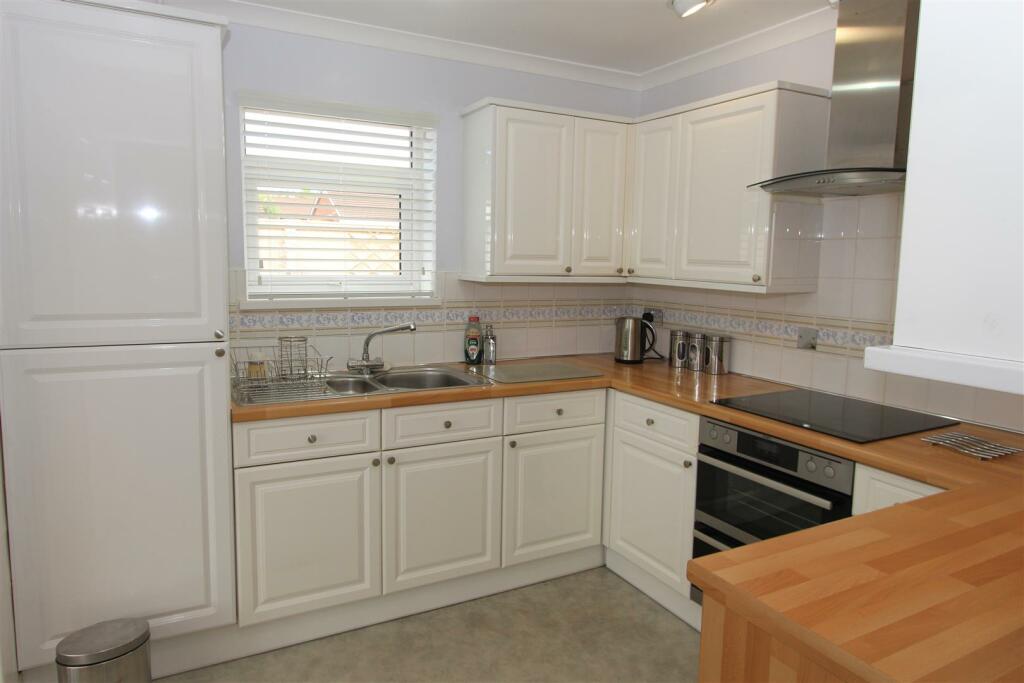 Additional property image - Maes Y Siglen, Caerphilly
