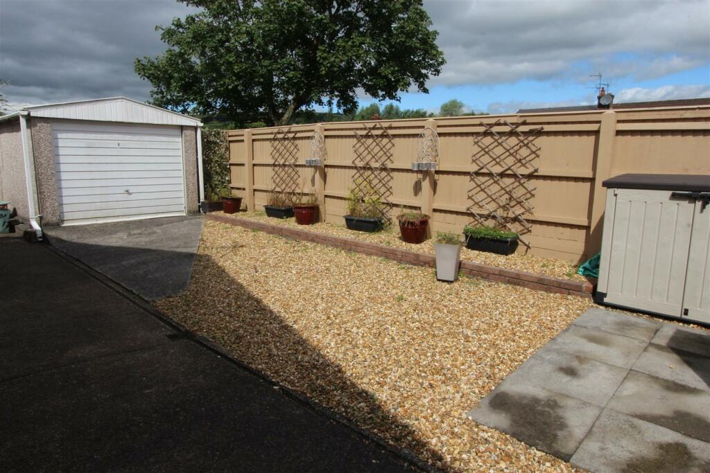 Additional property image - Maes Y Siglen, Caerphilly