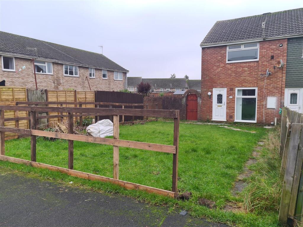 Main image of property: Rhos Helyg, Caerphilly
