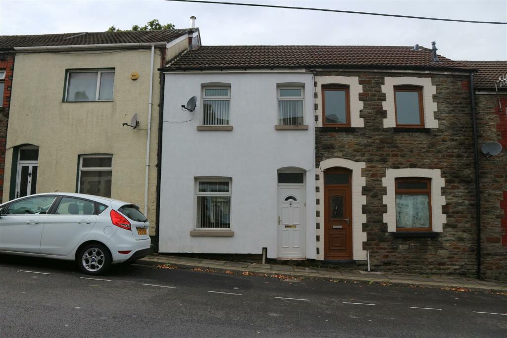 3 bedroom terraced house for sale in White Street, Caerphilly, CF83