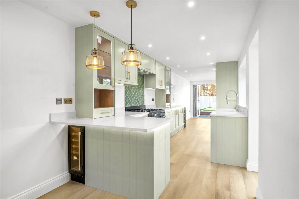 Main image of property: Talbot Road, Forest Gate, London, E7
