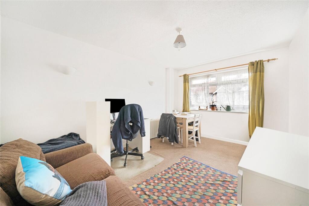 Main image of property: Essex Road South, Leytonstone, London, E11