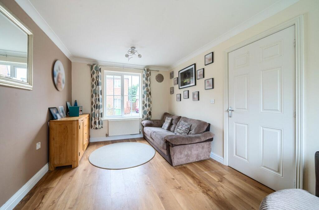 Additional property image - Coles Close, Wincanton, Somerset, BA9