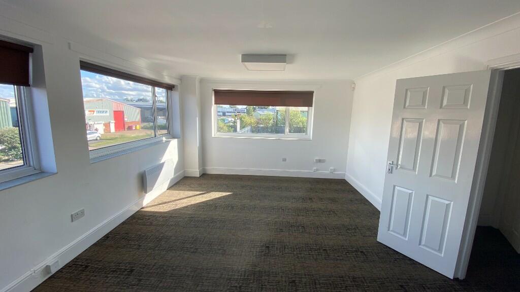 Additional property image - Harriott Drive, Warwick, Warwickshire, CV34