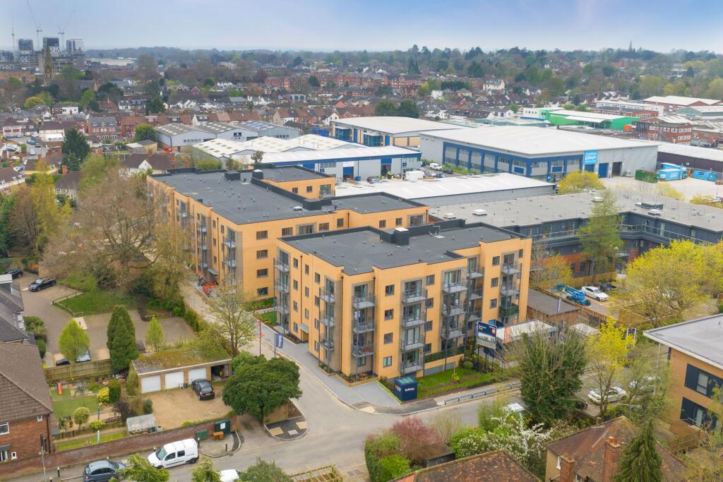 Main image of property: Belmont Park,
Clivemont Road,
Maidenhead,
SL6 7DY