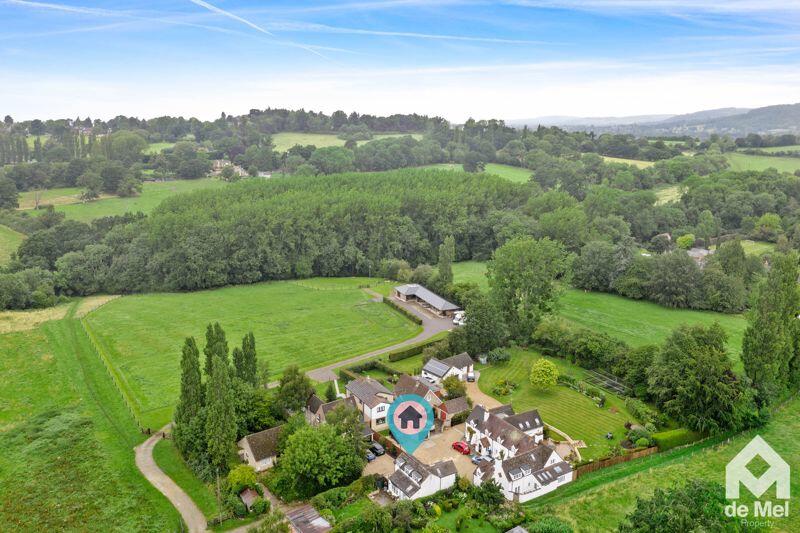 3 bedroom cottage for sale in Ham Square, Ham, Charlton Kings, GL52