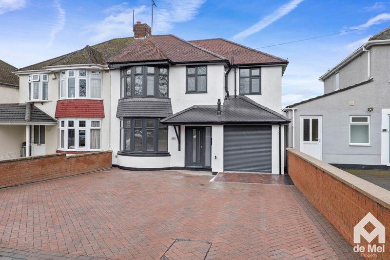 5 bedroom semi-detached house for sale in Priors Road, Cheltenham, GL52