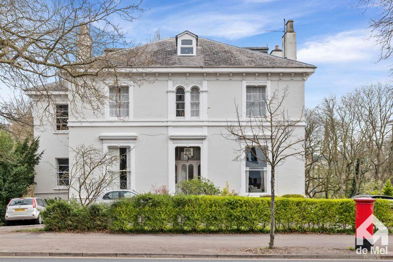 1 bedroom apartment for sale in St. Georges Road, Cheltenham, GL50