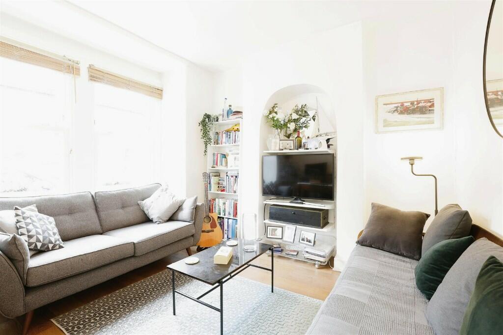2 bedroom terraced house for sale in Milton Road, London, SW19