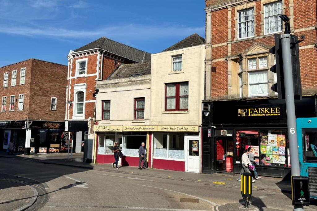 Main image of property: 31 St. Botolphs Street, Colchester, Essex, CO2 7EA