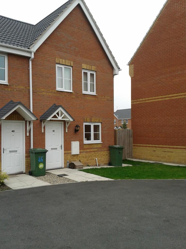 3 bedroom town house for rent in Oak Avenue, Goole, DN14