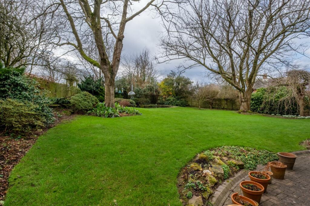 Additional property image - Beacon Hill, High Street, Low Pittington